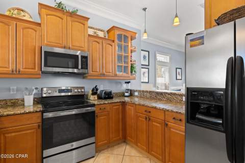 8319 Thomas Drive, Panama City Beach FL - photo 15 of 51