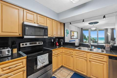 7205 Thomas Drive E206, Panama City FL - photo 17 of 41
