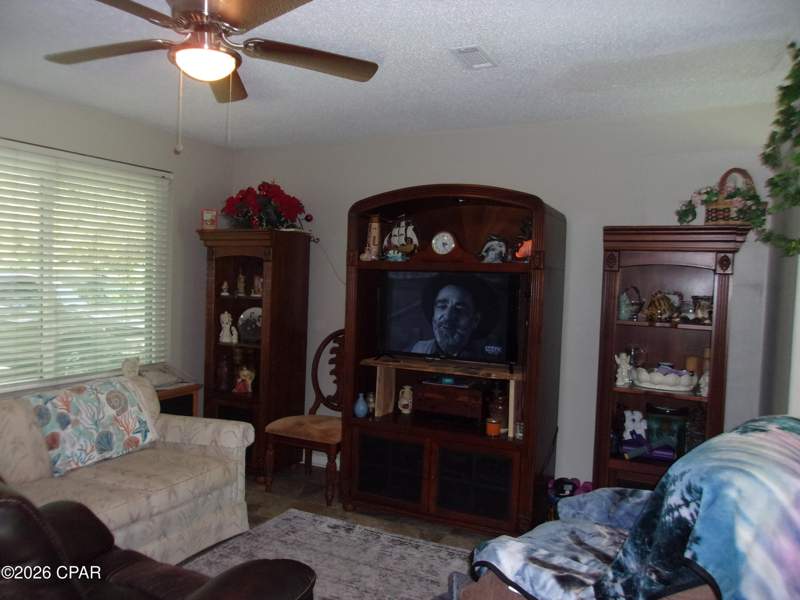 3 bedroom SingleFamilyResidence at 3330 Rolling Hills Circle B, Bonifay Hills, Bonifay — photo 3