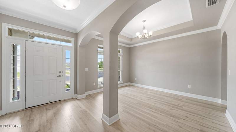 5 bedroom SingleFamilyResidence at 103 S Shoreview Drive, Village Of Mill Bayou/Shoreline Village Ph 1A, Panama City — photo 3