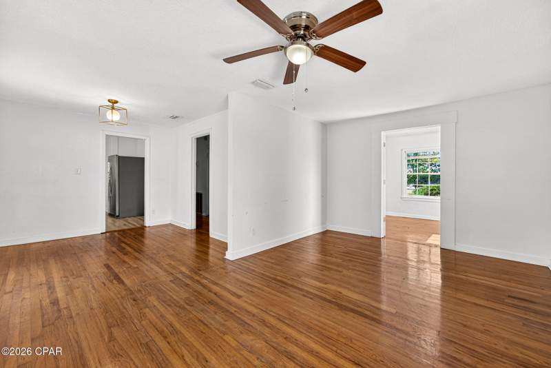 3 bedroom SingleFamilyResidence at 906 Harmon Avenue, Green Gables Amended, Panama City — photo 3