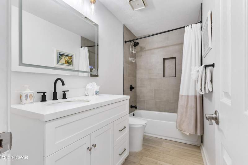 1 bedroom Condominium at 17614 Front Beach Road 2F, Endless Summer II, Panama City Beach — photo 4