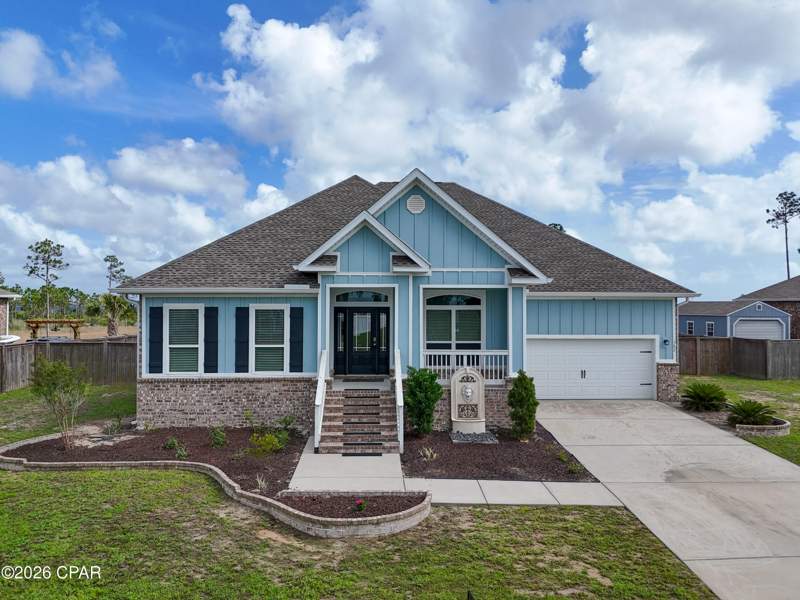 5 bedroom SingleFamilyResidence at 382 Grafton Street, Fanning Bayou, Panama City — photo 2