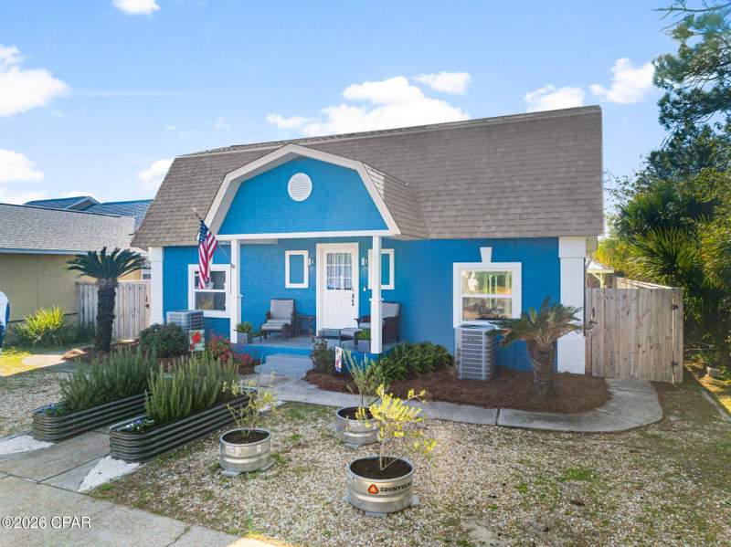 3 bedroom SingleFamilyResidence at 8323 Elizabeth Avenue, Bel Air, Panama City — photo 2