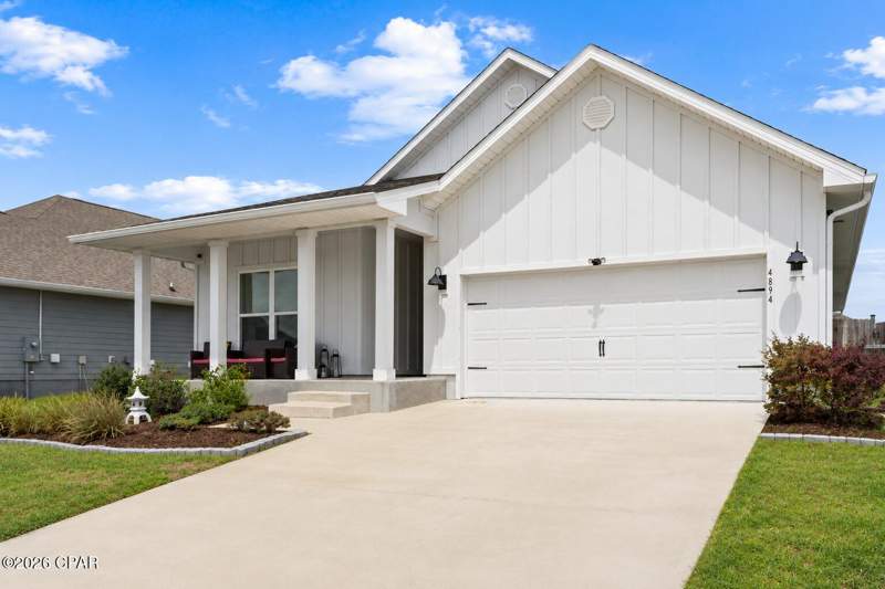 4 bedroom SingleFamilyResidence at 4894 Sweetspire Drive, Titus Park, Panama City — photo 2