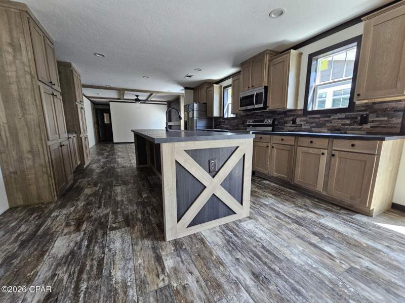 4 bedroom ManufacturedHome at Tbd Deer Run Circle, Compass Lake Hills Unit 5, Alford — photo 2