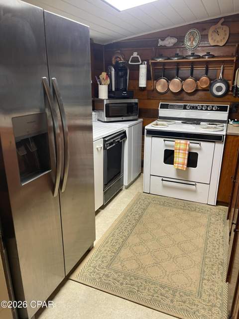 8301 Surf Drive, Panama City FL - photo 15 of 36