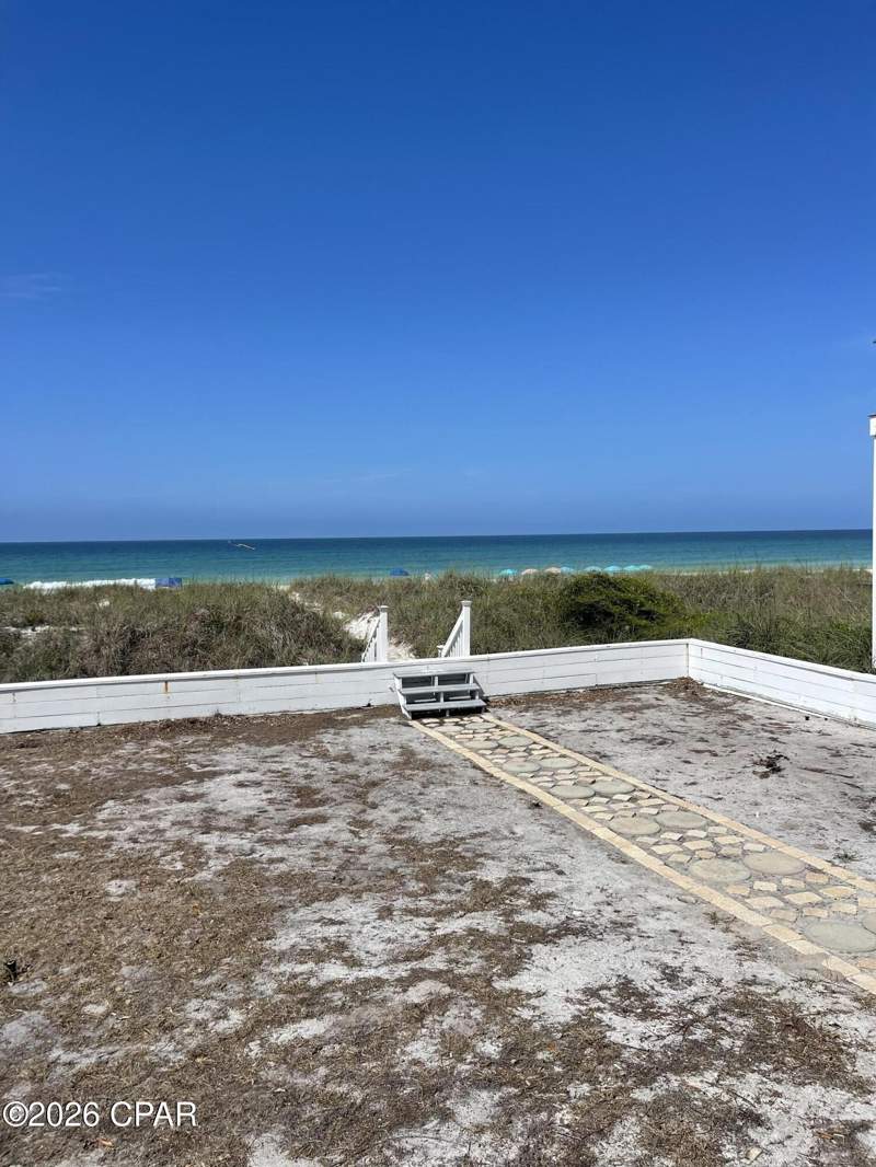 4 bedroom SingleFamilyResidence at 8301 Surf Drive, Bel Air, Panama City — photo 4