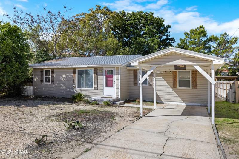 2 bedroom SingleFamilyResidence at 204 San Vincente Street, El Centro Beach, Panama City Beach — photo 2