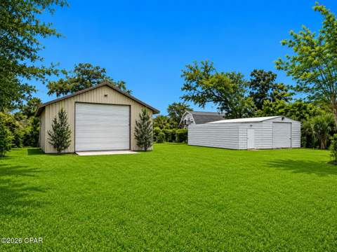 922 Radcliff Avenue, Lynn Haven FL - photo 8 of 58