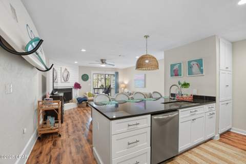 6903 N Lagoon Drive 51, Panama City Beach FL - photo 8 of 36