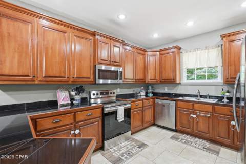 3995 Quail Avenue, Chipley FL - photo 15 of 36