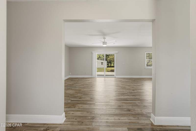 3 bedroom SingleFamilyResidence at 150 Lauren Lane, Lorraine Estates, Panama City — photo 3