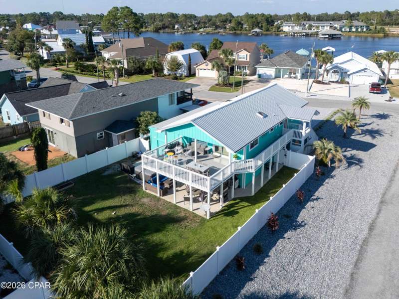 4 bedroom SingleFamilyResidence at 7013 S Lagoon Drive, Holiday Beach Unit 13, Panama City Beach — photo 4