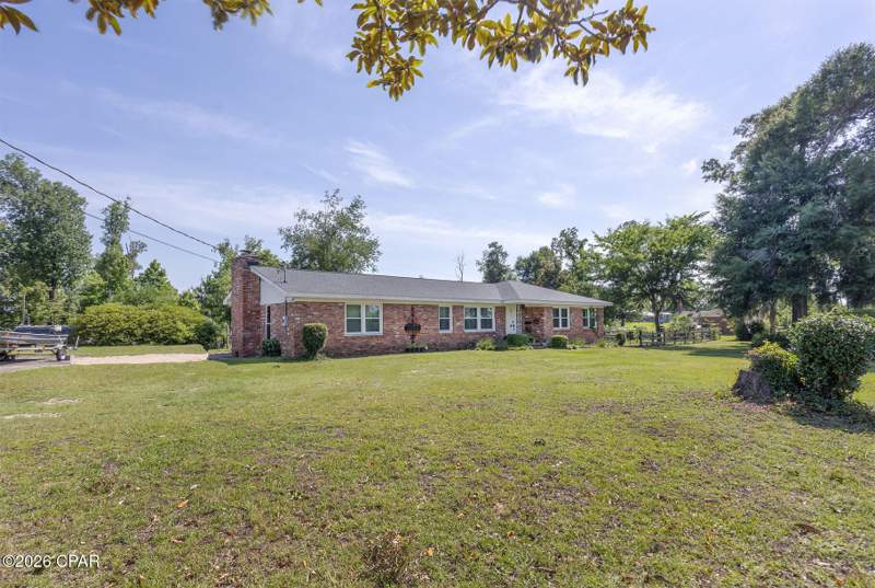 3 bedroom SingleFamilyResidence at 4921 Tall Pine Drive, Dogwood Heights, Marianna — photo 3