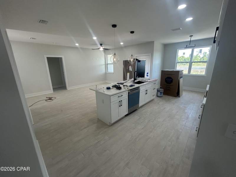 4 bedroom SingleFamilyResidence at 6659 Fox Lake Drive, Fox Lake Sub Phase 2, Panama City — photo 3