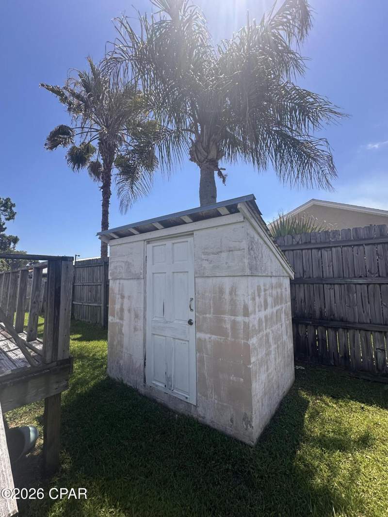 2 bedroom ManufacturedHome at 1622 Acre Circle, Greenwood Acres, Panama City Beach — photo 4