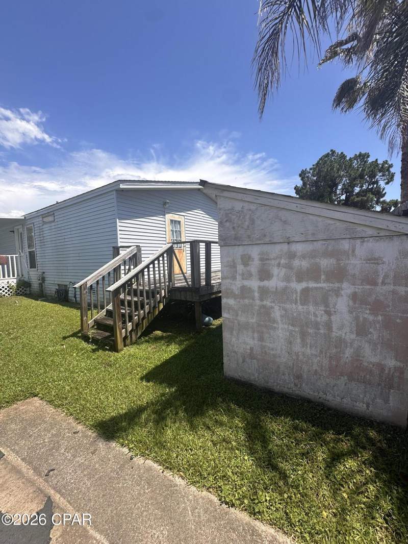 2 bedroom ManufacturedHome at 1622 Acre Circle, Greenwood Acres, Panama City Beach — photo 5