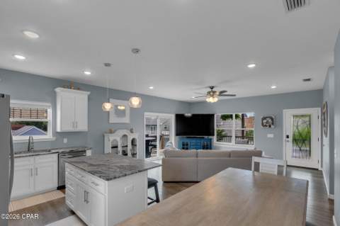 5817 Sunset Avenue, Panama City FL - photo 8 of 38