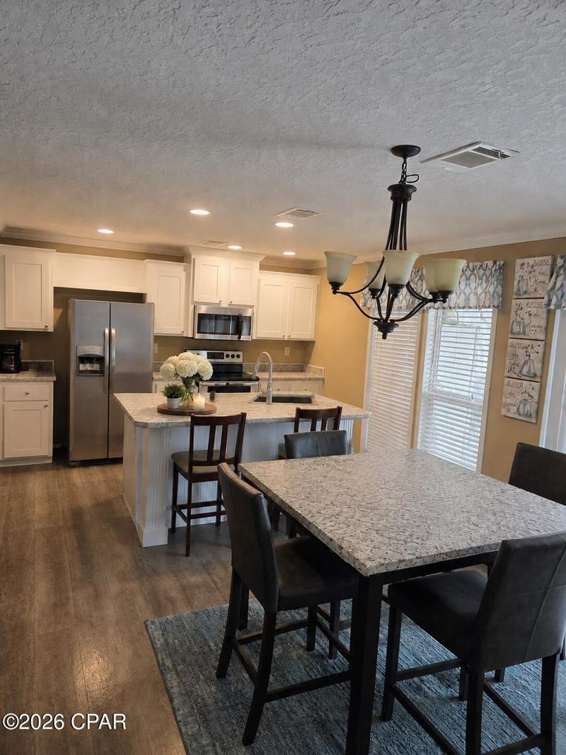 3 bedroom ManufacturedHome at 115 N Larry Drive, Parkway Manor, Panama City — photo 5