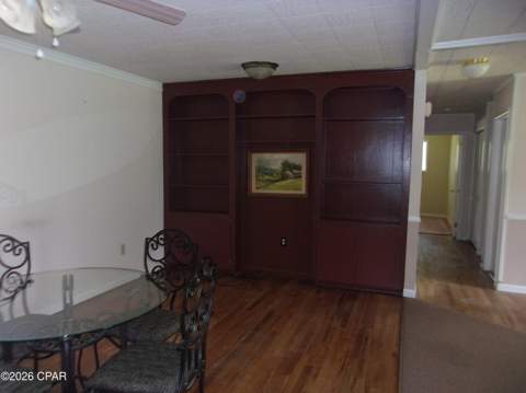 409 E Wisconsin Avenue, Bonifay FL - photo 17 of 36