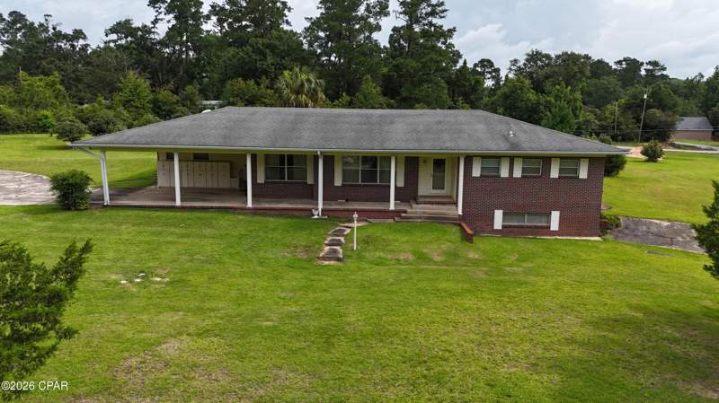 3 bedroom SingleFamilyResidence at 409 E Wisconsin Avenue, Bonifay, Bonifay — photo 2