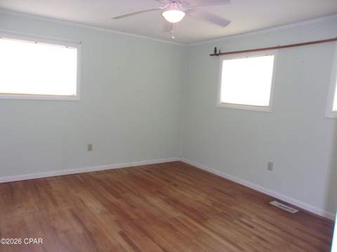 409 E Wisconsin Avenue, Bonifay FL - photo 23 of 36