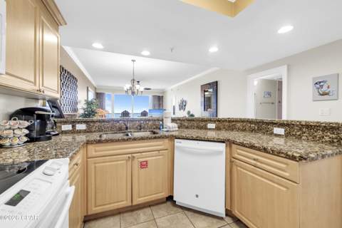 9450 S Thomas Drive 2102, Panama City FL - photo 9 of 33