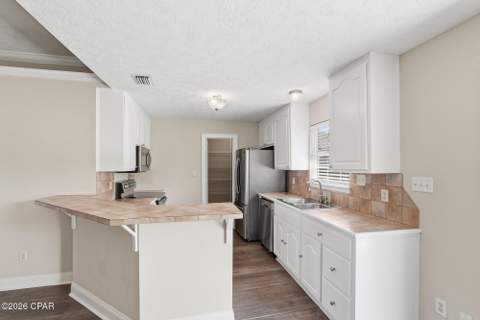 302 Jase Court, Panama City Beach FL - photo 10 of 41