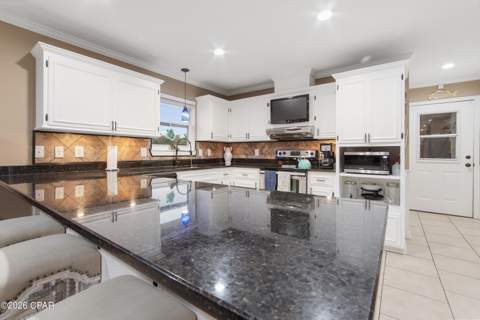 213 Kentucky Avenue, Lynn Haven FL - photo 8 of 61