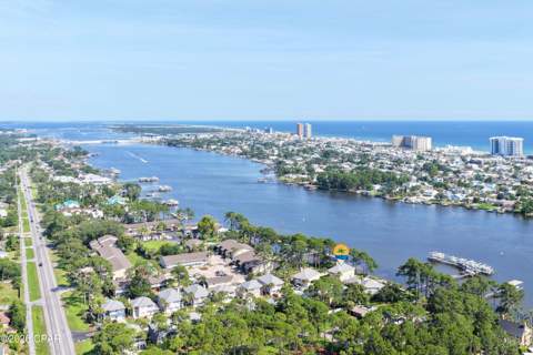 7009 N Lagoon Drive 119, Panama City FL - photo 12 of 100