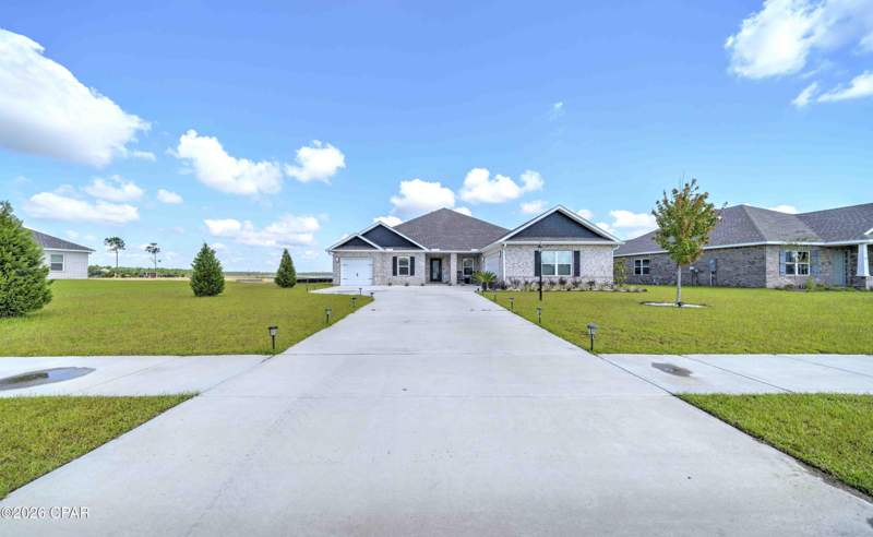 4 bedroom SingleFamilyResidence at 207 Lake Merial Boulevard, Lake Merial, Panama City — photo 3