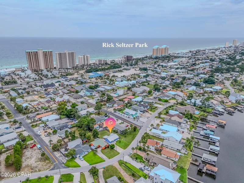 3 bedroom SingleFamilyResidence at 7005 S Lagoon Drive, Holiday Beach Unit 13, Panama City Beach — photo 4