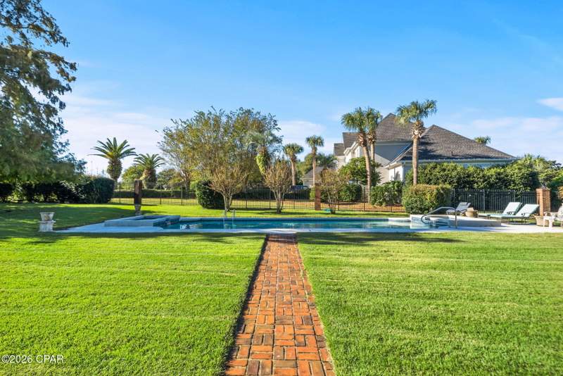 4 bedroom SingleFamilyResidence at 131 Legend Lakes Drive, Legend Lakes, Panama City Beach — photo 3