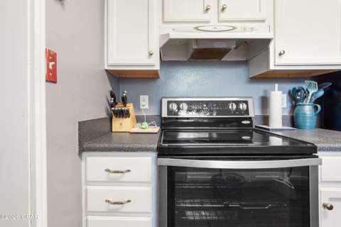 3918 Bricknell Avenue, Chipley FL - photo 10 of 27