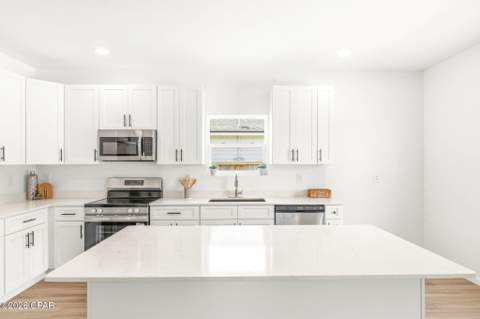 521 Kraft Avenue, Panama City FL - photo 8 of 34