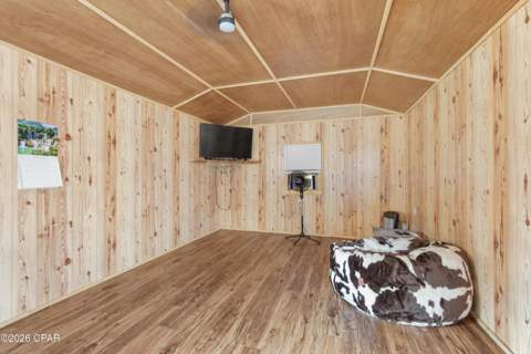 422 Mcduff Drive, Alford FL - photo 8 of 37