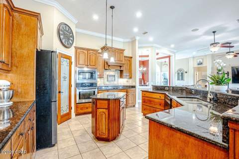 7508 Nautical Court, Southport FL - photo 17 of 65