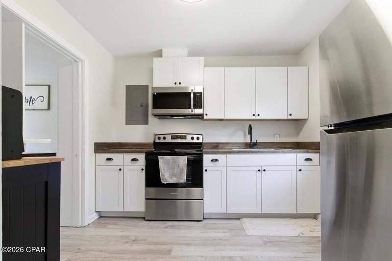 3 bedroom SingleFamilyResidence at 1409 Arthur Avenue, Hursts Replat, Panama City — photo 4
