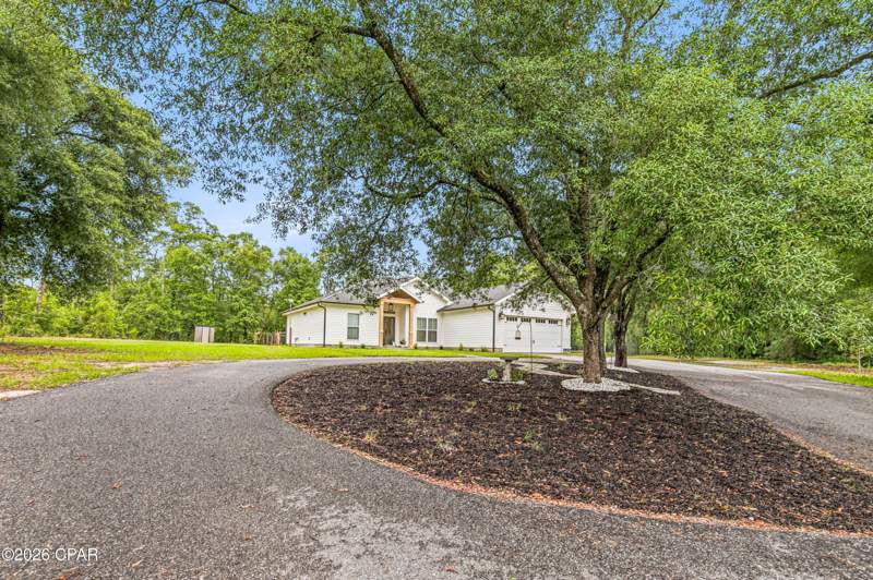 4 bedroom SingleFamilyResidence at 3522 Quail Ridge Drive, Leisure Lakes, Chipley — photo 3