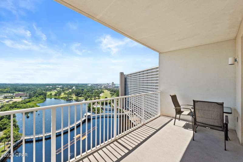 1 bedroom Condominium at 9902 S Thomas Drive 1635, Laketown Wharf Phase II, Panama City — photo 2