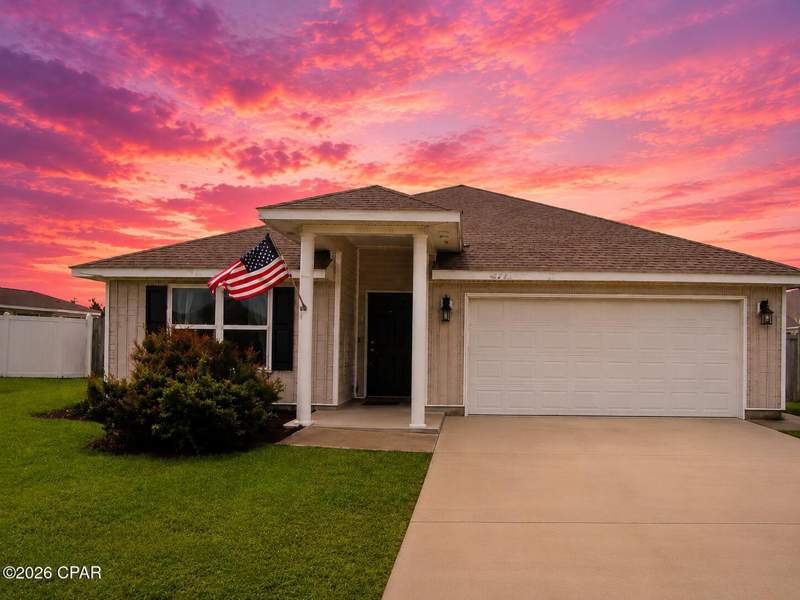4 bedroom SingleFamilyResidence at 233 Hodges Bayou Plantation Boulevard, Hodges Bayou Plantation 1, Southport — photo 2
