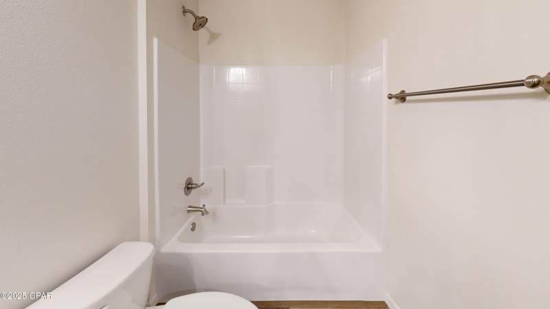 4 bedroom SingleFamilyResidence at 2225 Chase Street, Sunny Hills, Chipley — photo 3