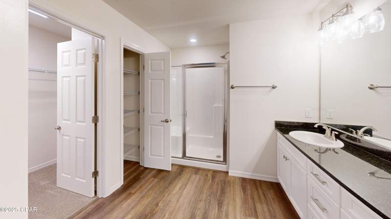 4 bedroom SingleFamilyResidence at 2225 Chase Street, Sunny Hills, Chipley — photo 4