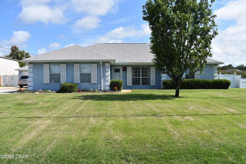 3 bedroom SingleFamilyResidence at 635 16th Street, White Sands Estates, Panama City Beach — photo 2