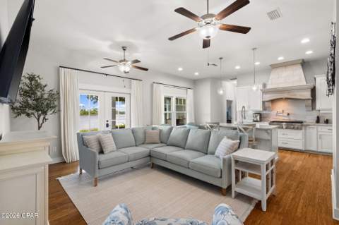1023 N Bay Drive, Lynn Haven FL - photo 12 of 61