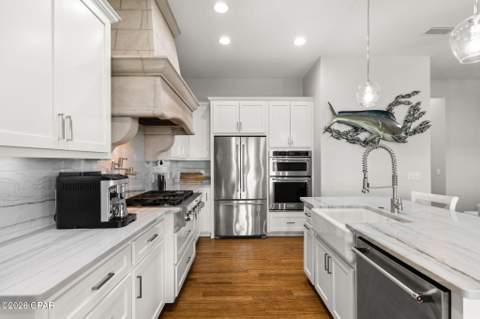 1023 N Bay Drive, Lynn Haven FL - photo 17 of 61
