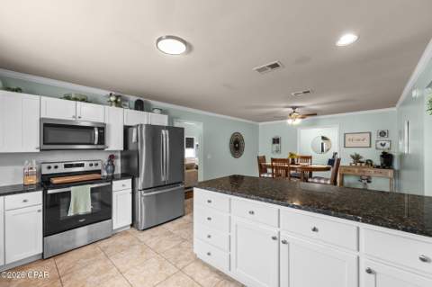 8614 Wood Circle, Panama City FL - photo 15 of 39