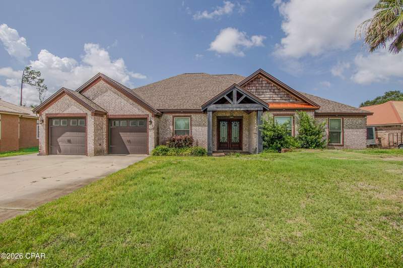 4 bedroom SingleFamilyResidence at 6319 Oak Knoll Road, Woodmere, Panama City — photo 2