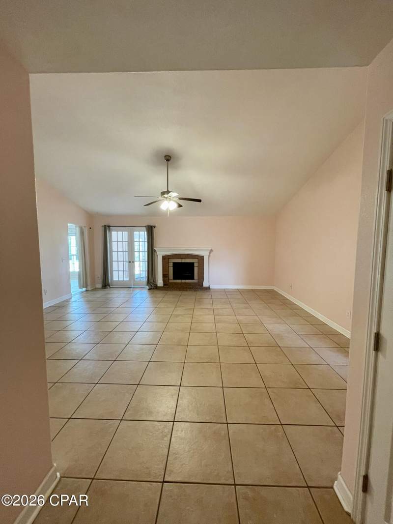 3 bedroom SingleFamilyResidence at 6836 Forsythe Drive, Callaway Point, Panama City — photo 5